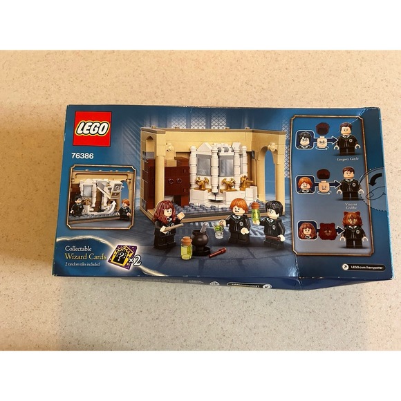 LEGO Harry Potter: Hogwarts: Polyjuice Potion Mistake (76386) Box Damage - Picture 5 of 6